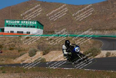 media/Apr-19-2025-AHRMA (Sat) [[3d98ca3309]]/Practice/Group 2/Turn 6/